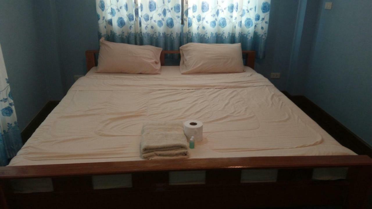 Room To Let Chiang Mai Exterior photo