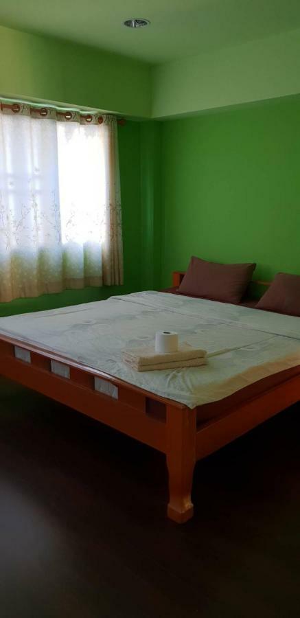 Room To Let Chiang Mai Exterior photo