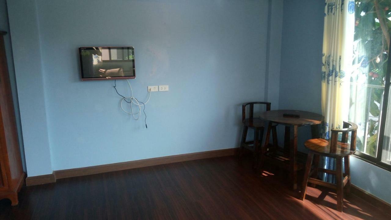 Room To Let Chiang Mai Exterior photo